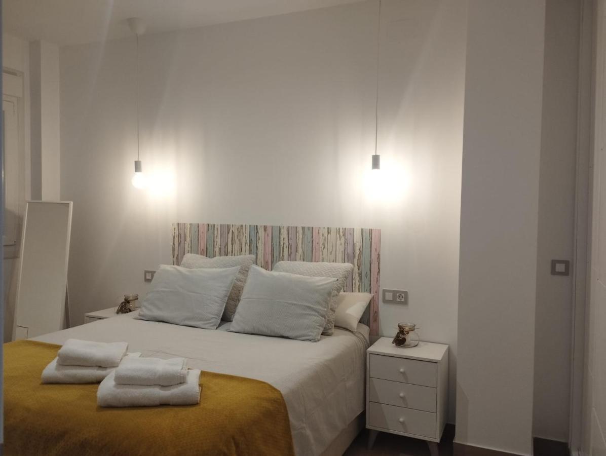 Atico Aire De Triana Apartamento Sevilha Exterior foto