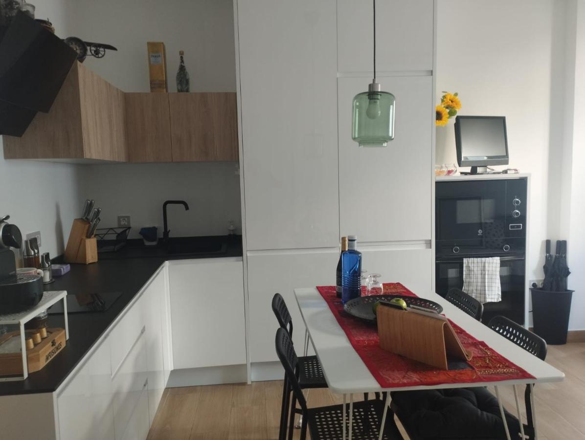 Atico Aire De Triana Apartamento Sevilha Exterior foto