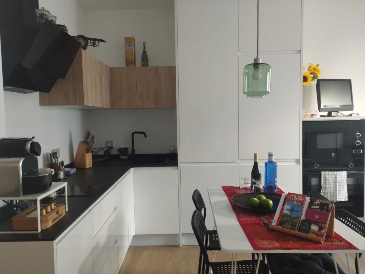 Atico Aire De Triana Apartamento Sevilha Exterior foto