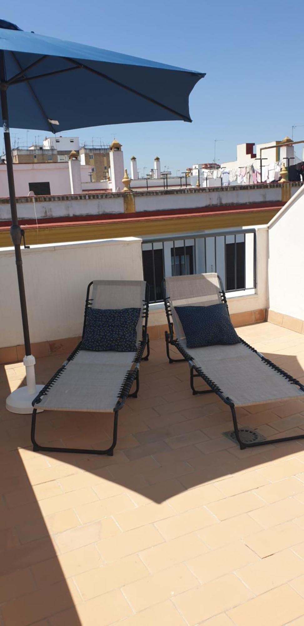 Atico Aire De Triana Apartamento Sevilha Exterior foto